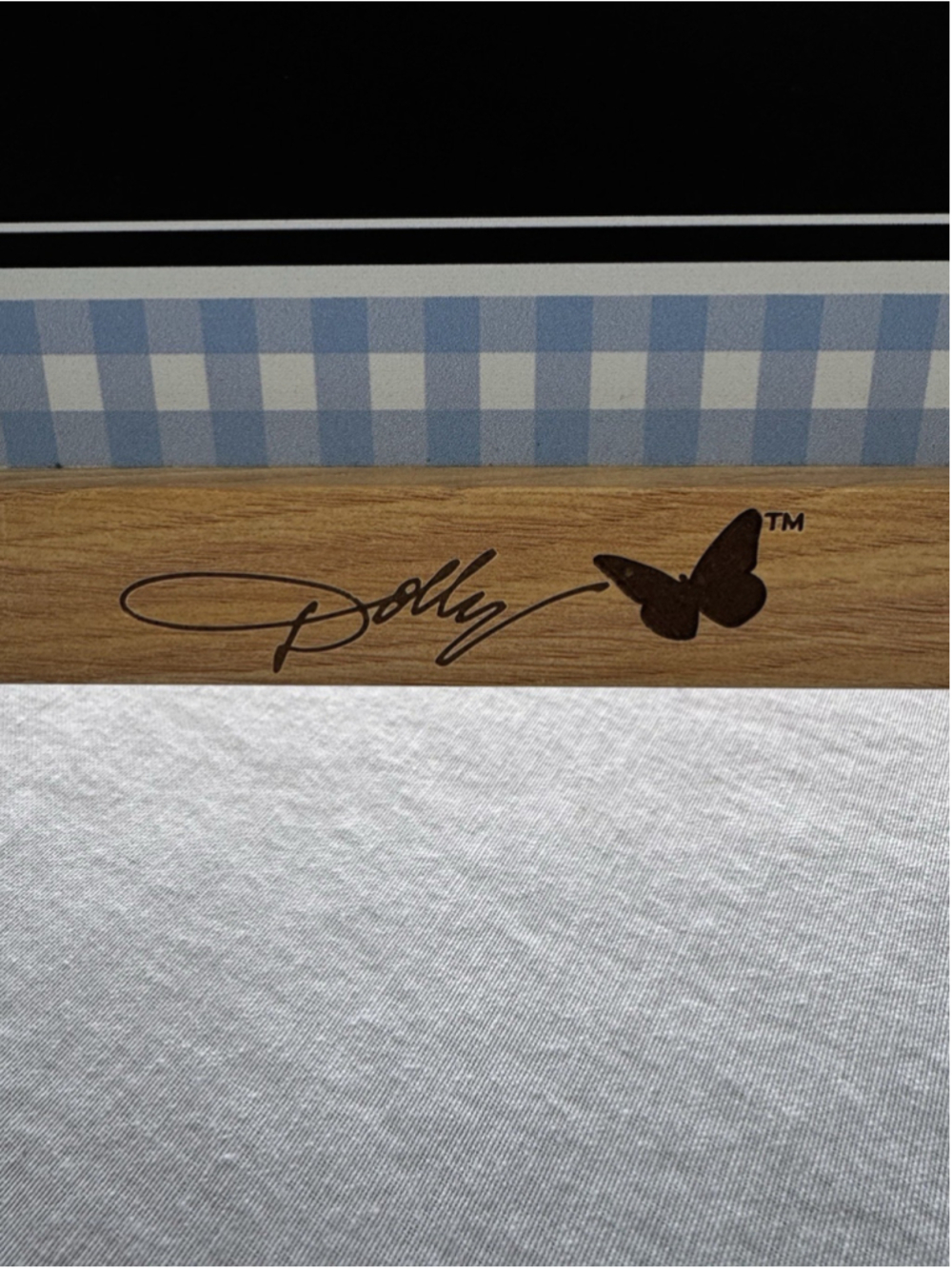 Dolly Parton Easel Chalkboard for Wedding Home Collectible Memorabilia DISC NEW - Picture 9 of 10